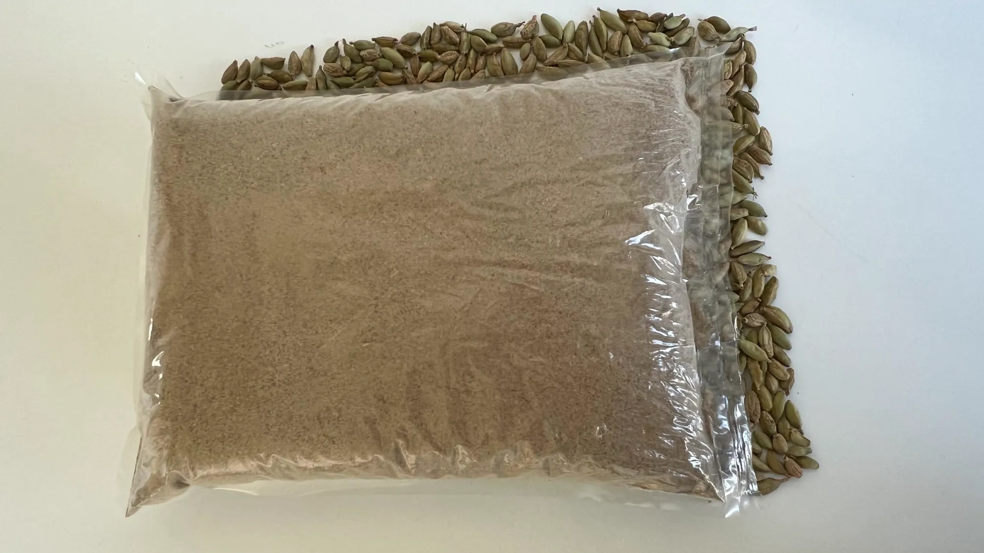 Cardamomo entero verde 3 kilos molido